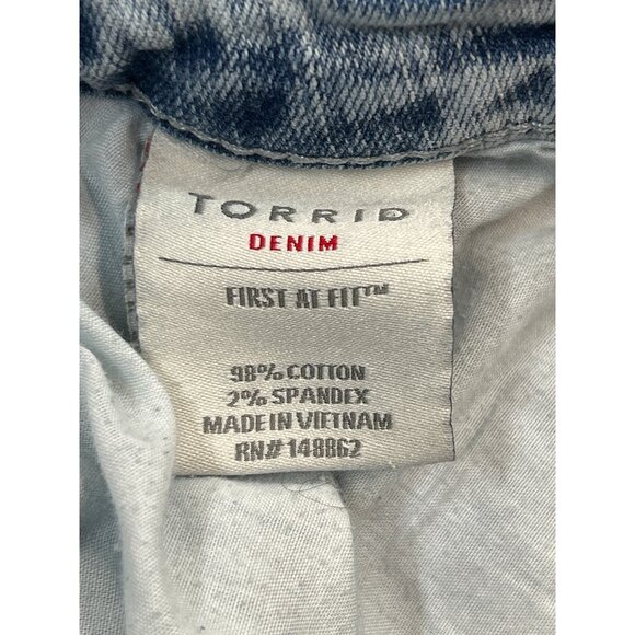 Torrid Jeans Womens 18 Plus Blue Denim Distressed Tapered‎ Leg - Picture 5 of 9